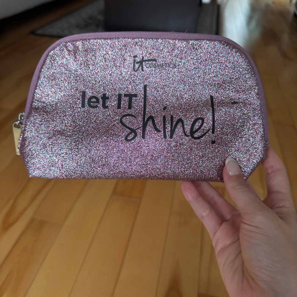 IT Cosmetics Pink Sparkle Pouch